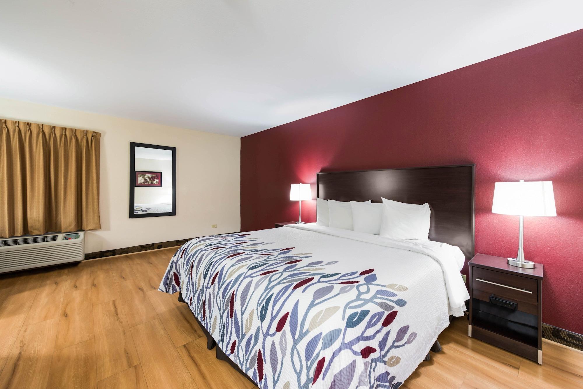 Red Roof Inn & Suites Monee מראה חיצוני תמונה