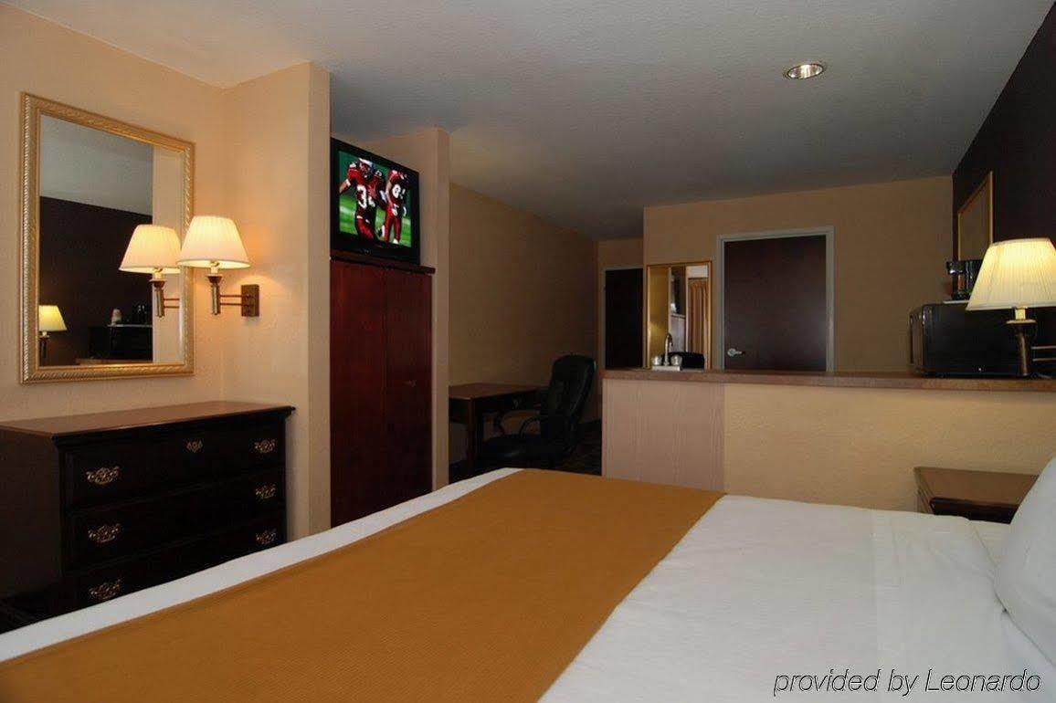 Red Roof Inn & Suites Monee מראה חיצוני תמונה